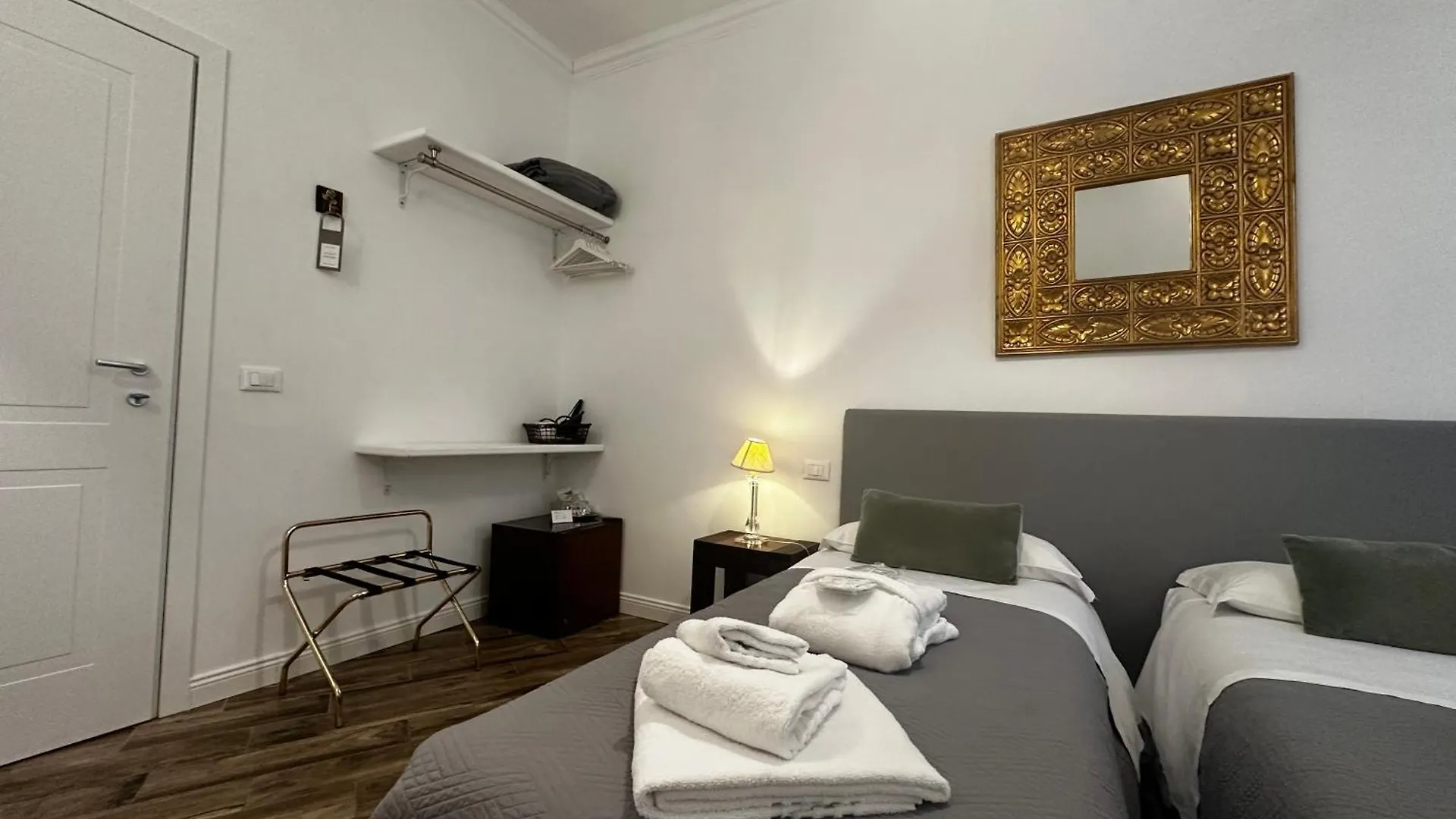 All Comfort Astoria Palace Rome Bed & Breakfast