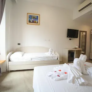 Romerooms Rome
